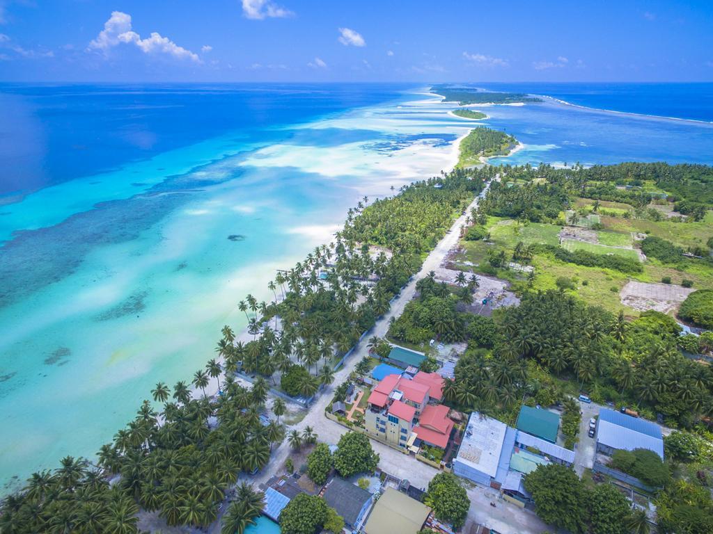 Reveries Maldives Gan  Εξωτερικό φωτογραφία