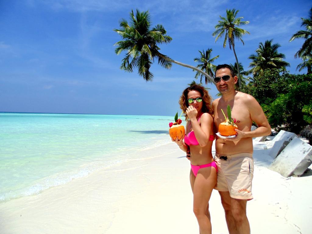 Reveries Maldives Gan  Εξωτερικό φωτογραφία